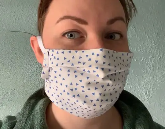 DIY Fabric Face Mask free sewing pattern